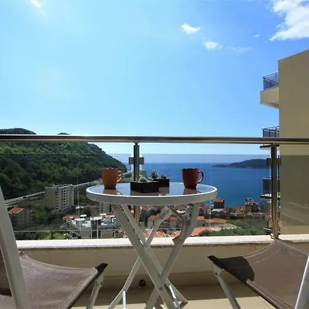 Amazing Sea View Zatvoren Apartment